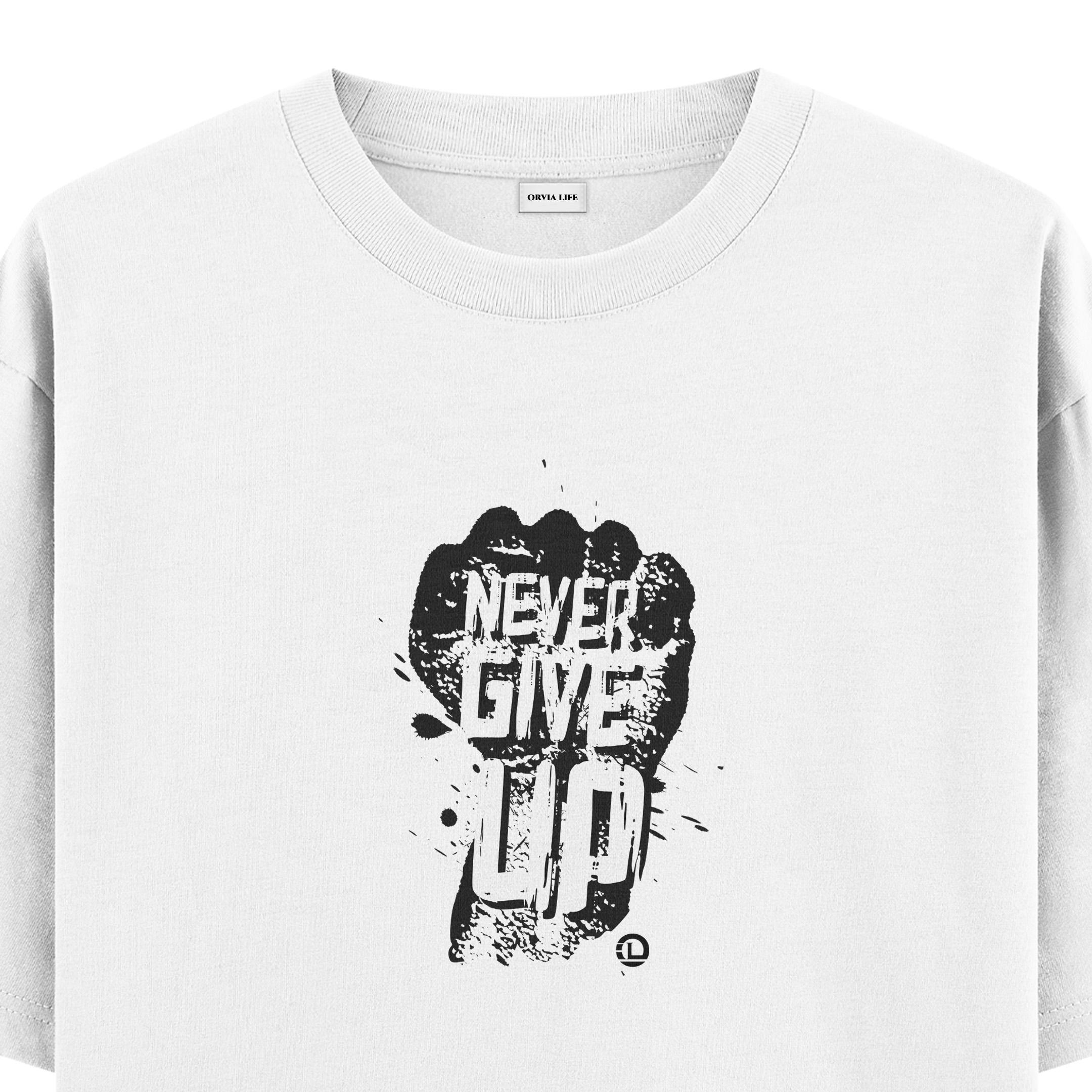 Never%20Give%20Up%20-%20Oversize%20T-shirt