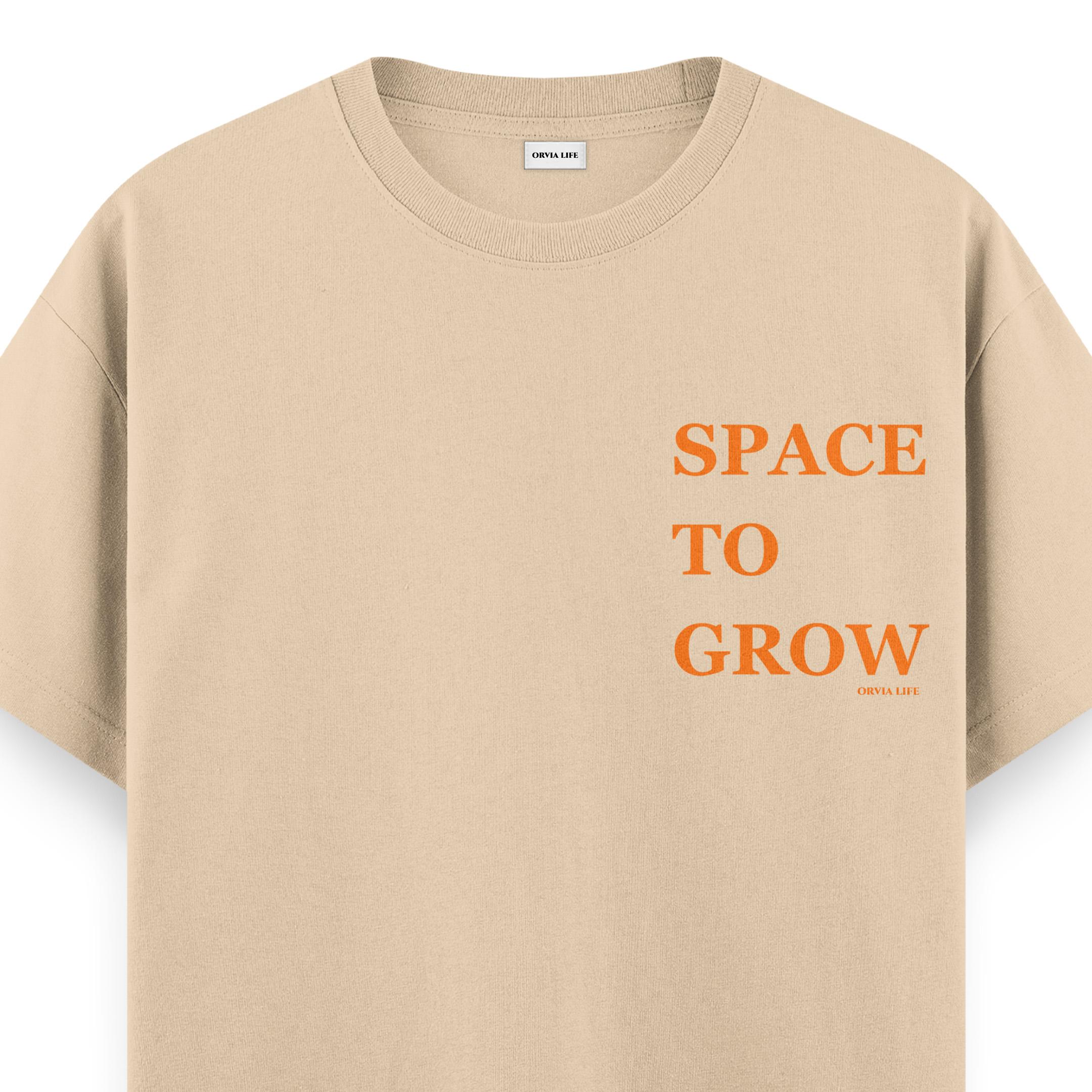 Space%20To%20Grow%20-%20Regular%20T-shirt%20Krem