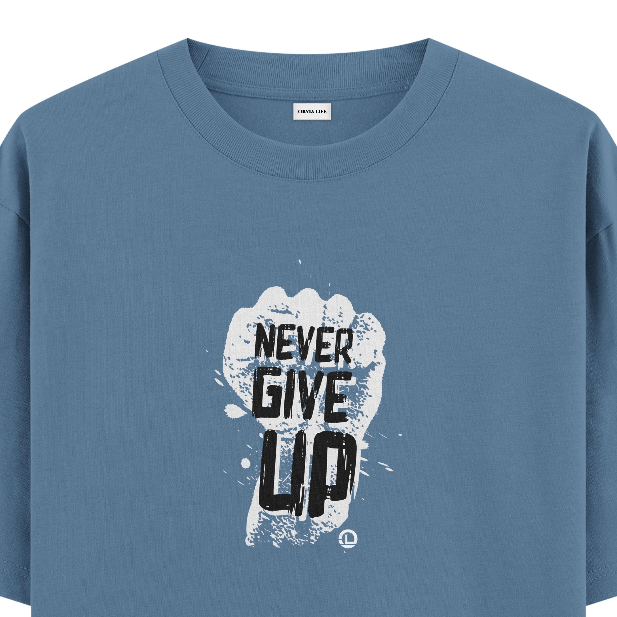 Never%20Give%20Up%20-%20Oversize%20T-shirt%20Antrasit%20Mavi