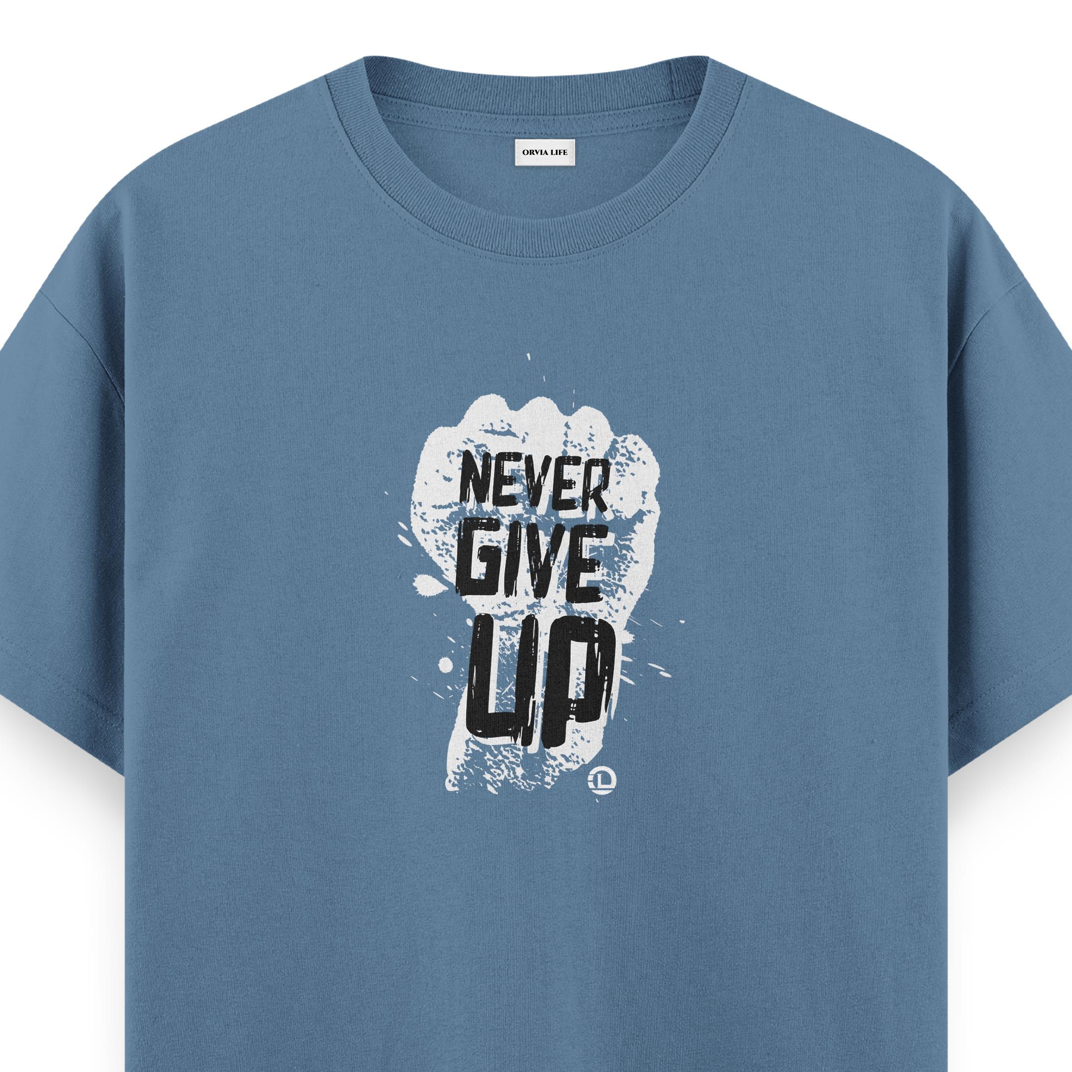 Never%20Give%20Up%20-%20Regular%20T-shirt%20Antrasit%20Mavi