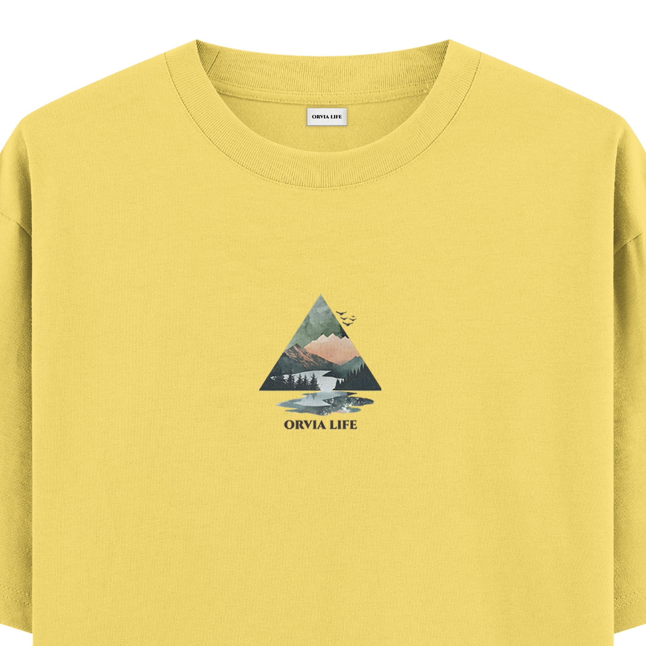 Mountain%20-%20Oversize%20T-shirt%20Sarı