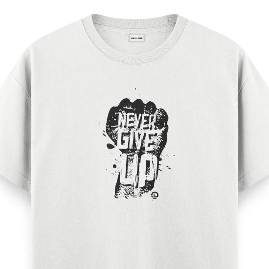 Never Give Up Regular T-shirt Beyaz