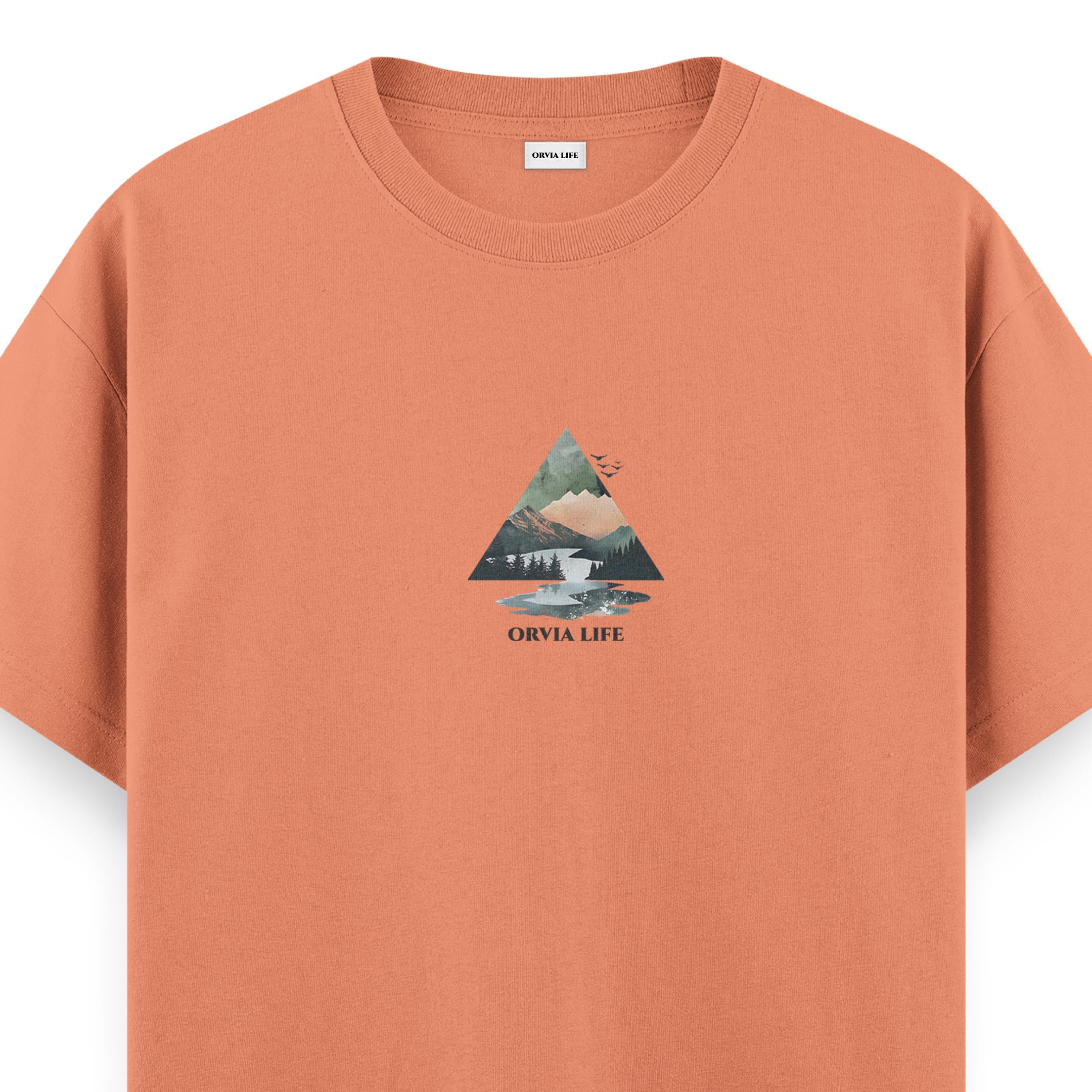 Mountain%20-%20Regular%20T-shirt%20Somon