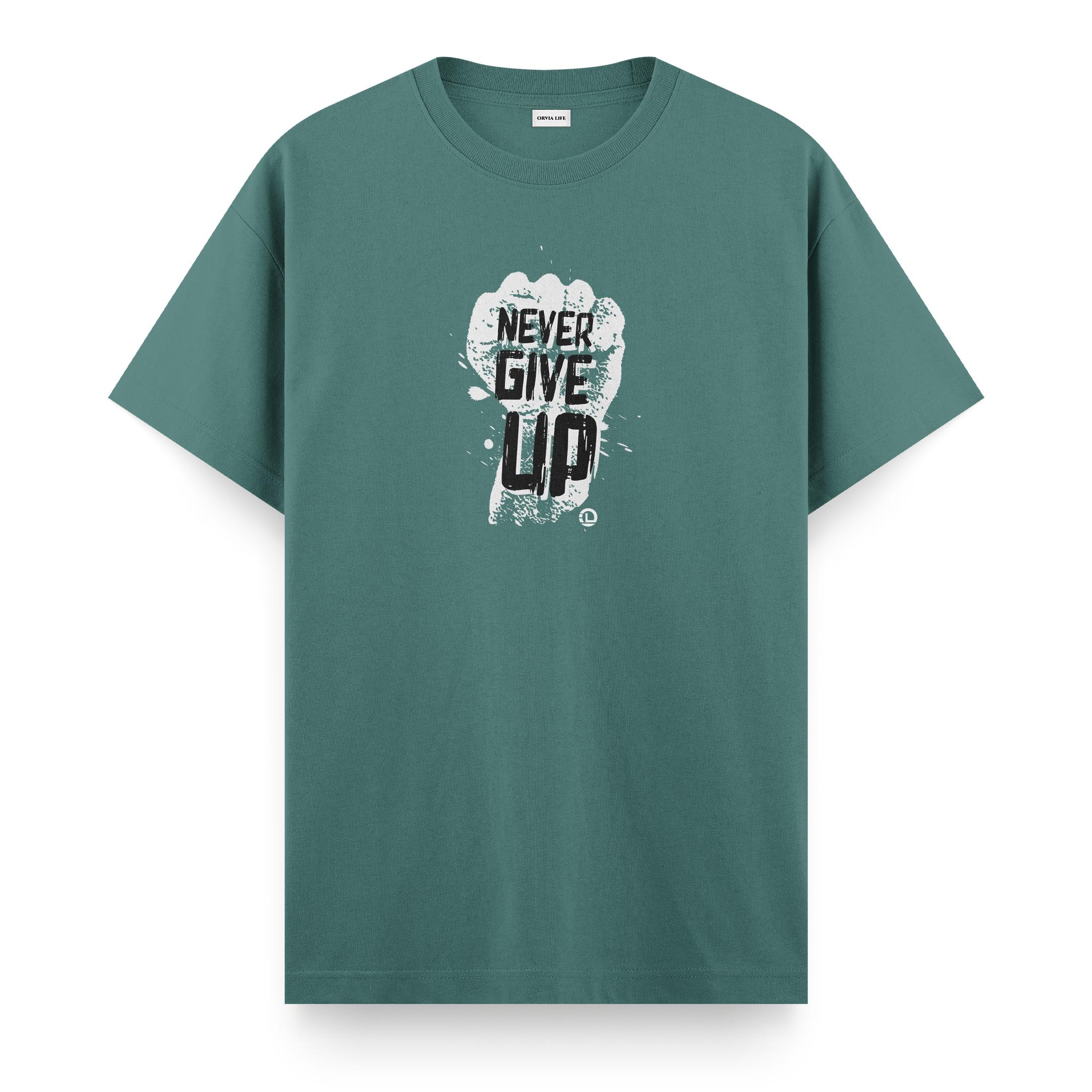 Never%20Give%20Up%20-%20Regular%20T-shirt%20Yeşil